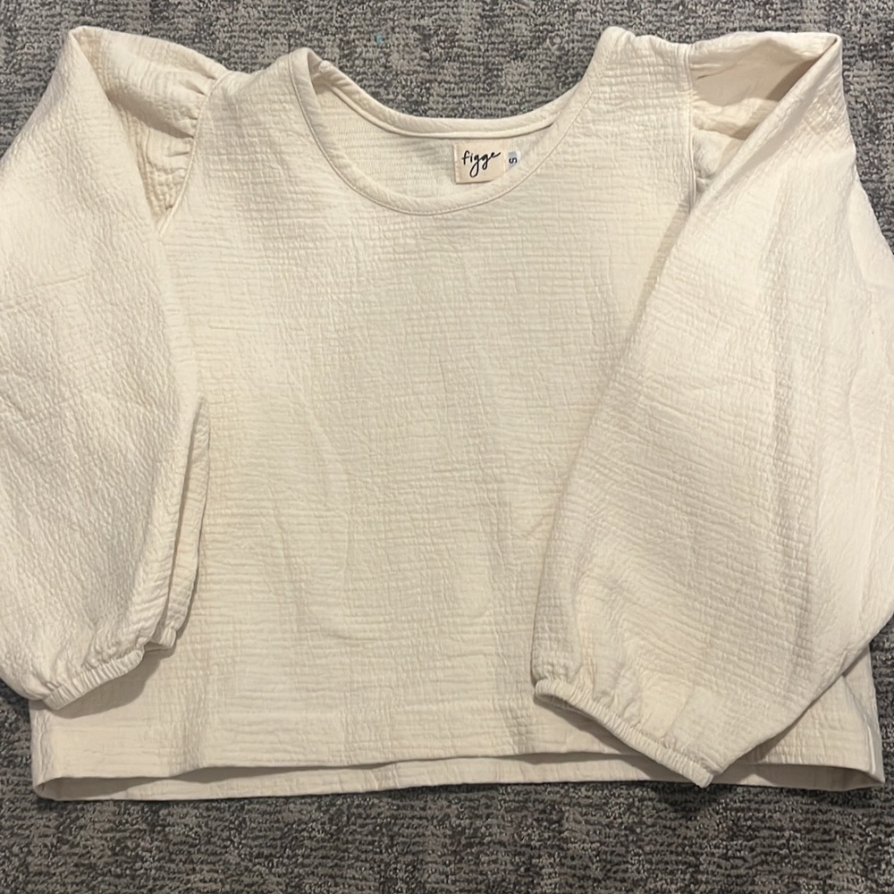 Figge women’s puff sleeve